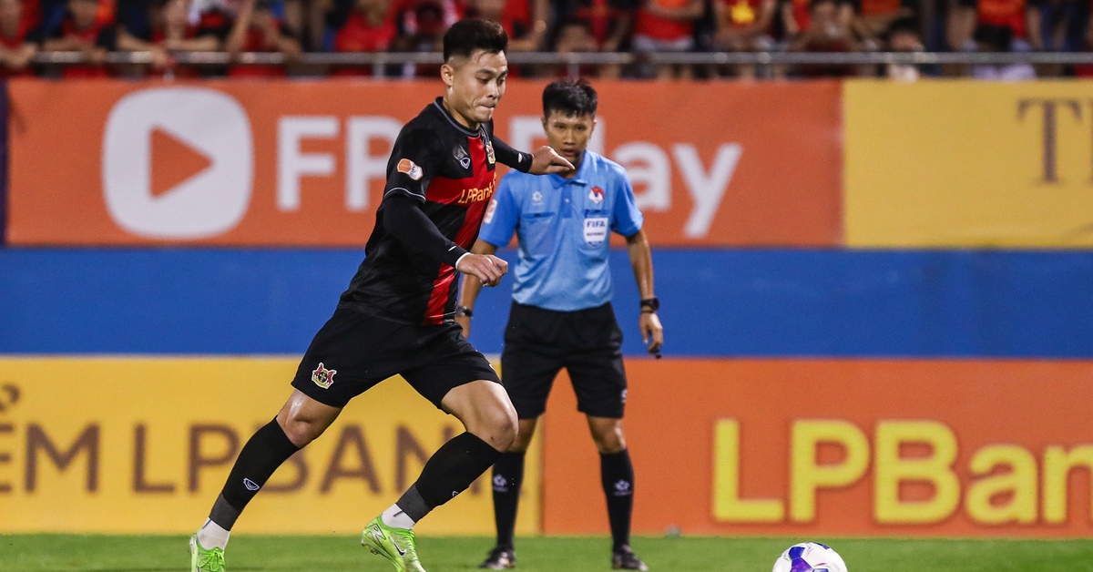 Đức Chiến giải thích pha ăn mừng trước đội bóng cũ