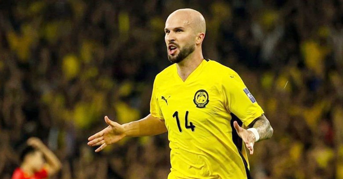 Làng bóng đá sốc với cách bào chữa của quan chức Malaysia