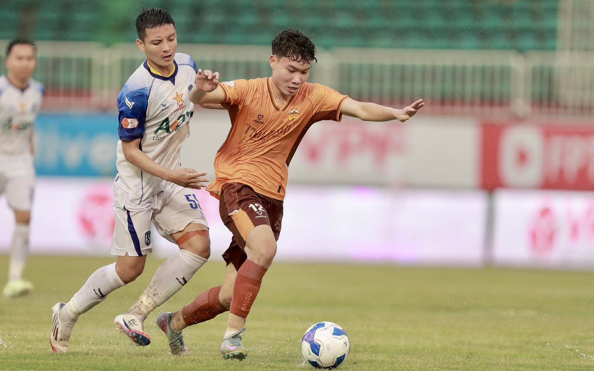 Bảng xếp hạng V-League vòng 7: Hoàng Anh Gia Lai 'chìm sâu' đáy bảng
