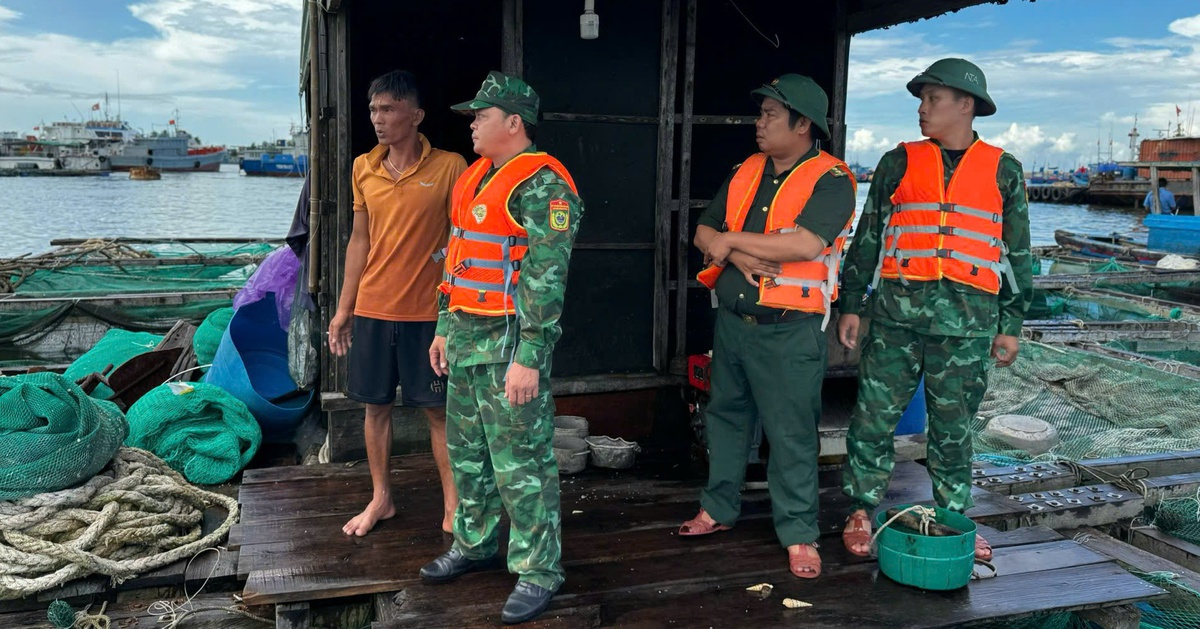 Bộ Tổng tham mưu: Chủ động sơ tán dân khu vực nguy cơ cao về sạt lở, lũ quét, ngập sâu