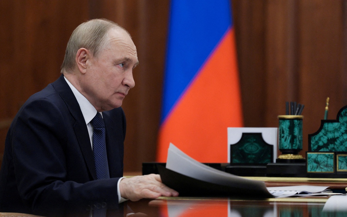 Ba Lan cảnh báo bắt ông Putin nếu bay qua không phận nước này để gặp ông Trump