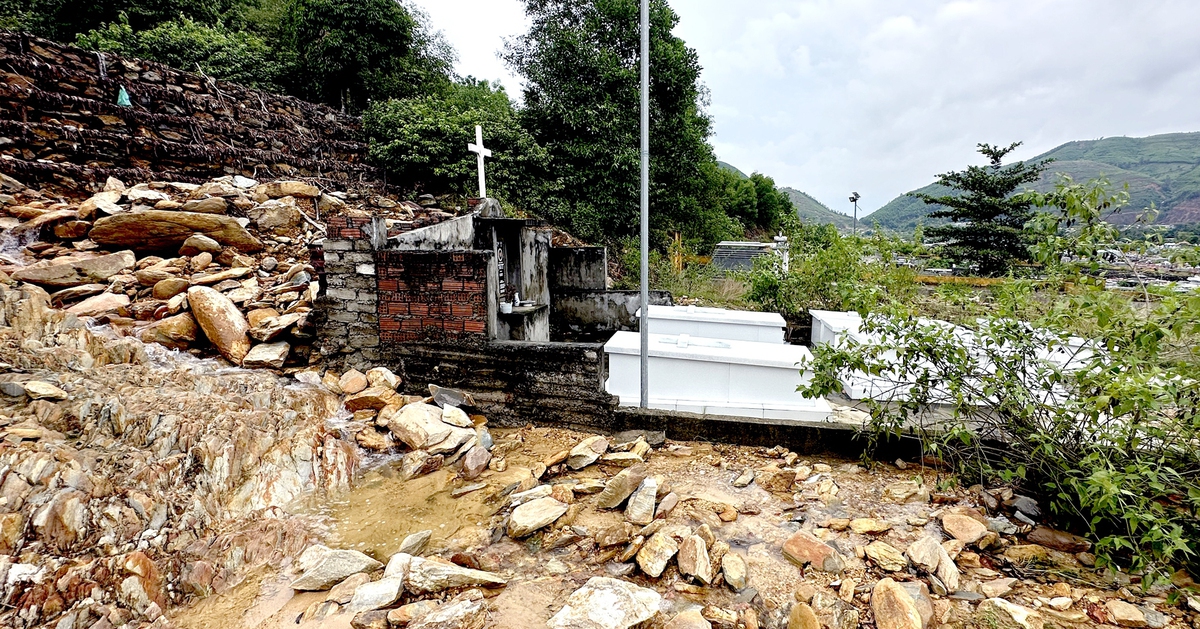 Bộ Tổng tham mưu chỉ đạo khẩn khắc phục sạt lở tại Nghĩa trang Đà Nẵng