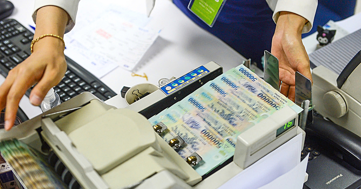 Siết lại việc 'cho vay để thanh toán tiền cọc'