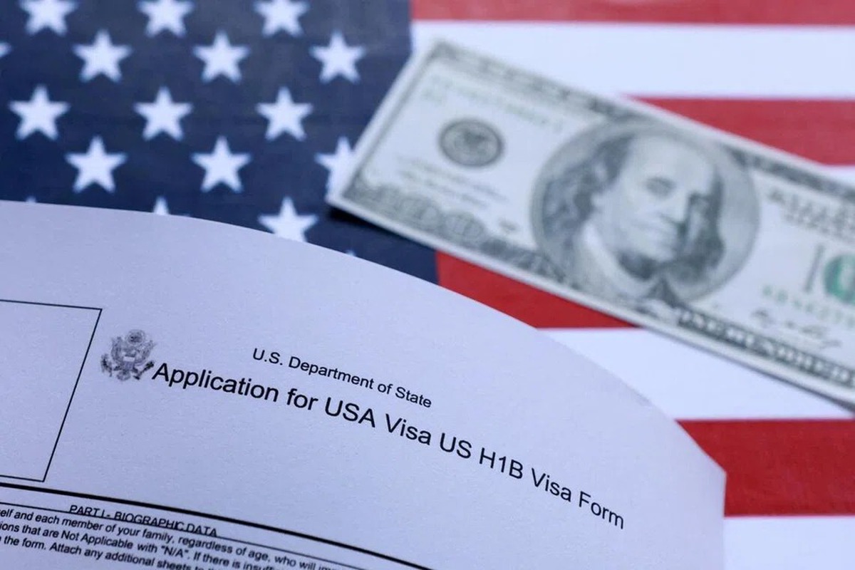 Mỹ miễn lệ phí 100.000 USD visa H-1B cho du học sinh mới tốt nghiệp