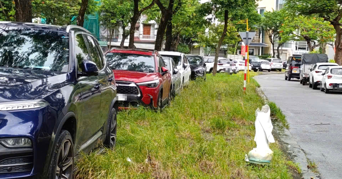 Tránh bão Thần Gió, dân Đà Nẵng đưa ô tô đi 'lánh nạn'