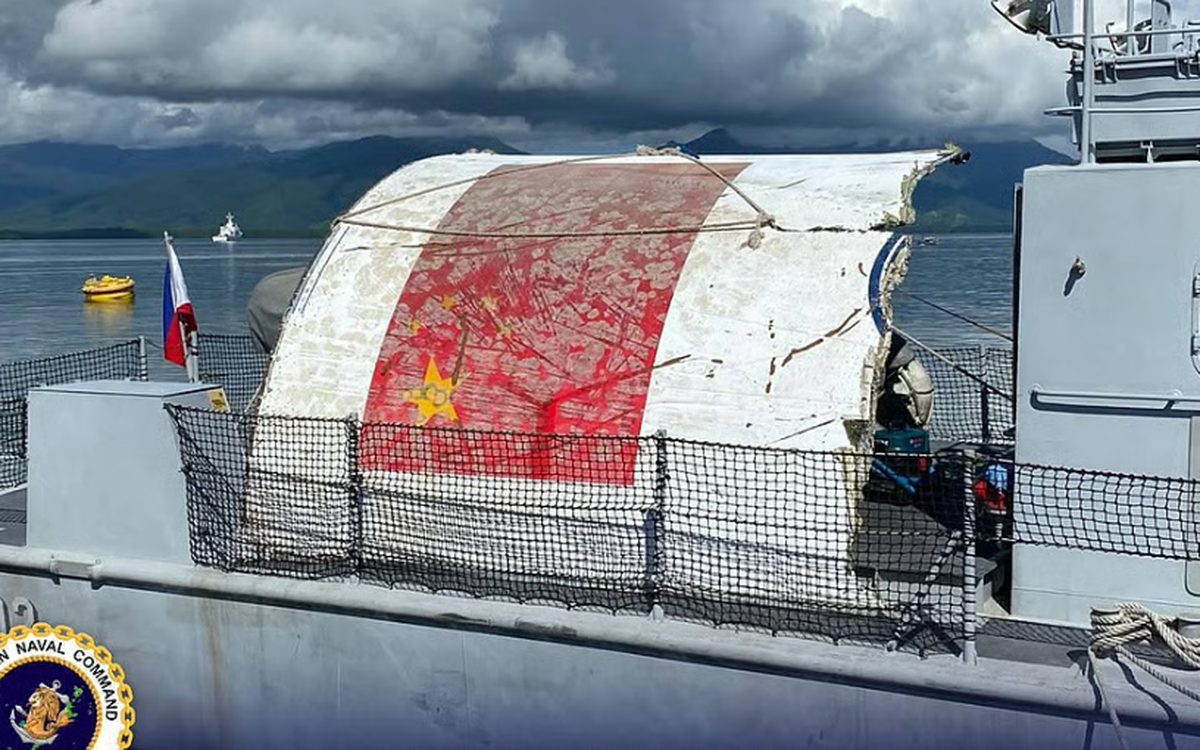 Philippines phát hiện mảnh vỡ nghi của tên lửa Trung Quốc ở Biển Đông