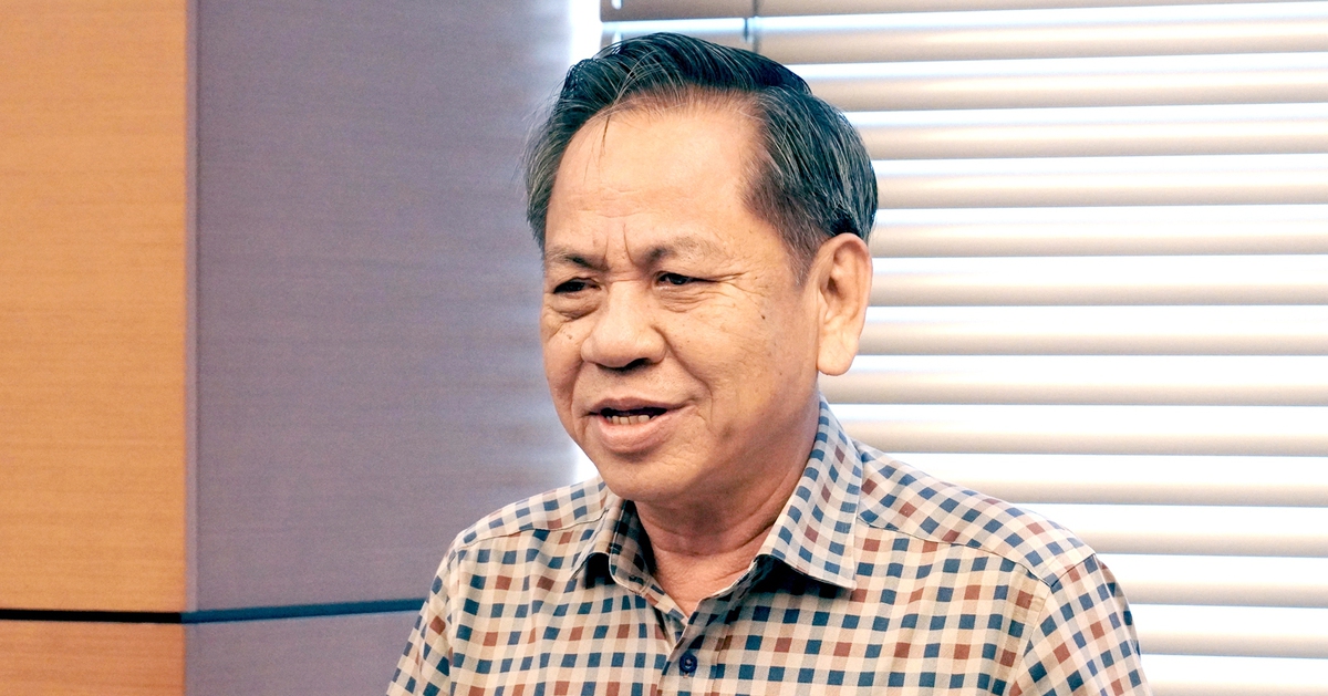 Đại biểu Quốc hội đồng tình làm một bộ sách giáo khoa, đề nghị kiểm soát giá