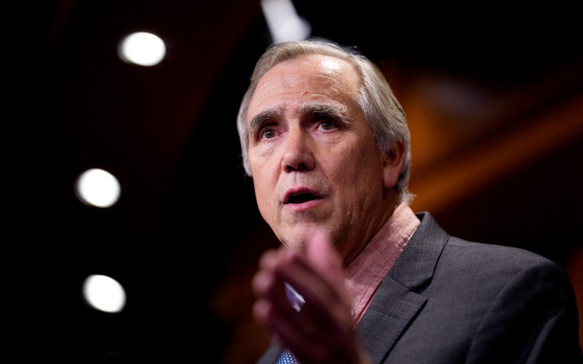 Dự luật ngân sách để mở cửa Chính phủ Mỹ vẫn bế tắc, lần thứ 12