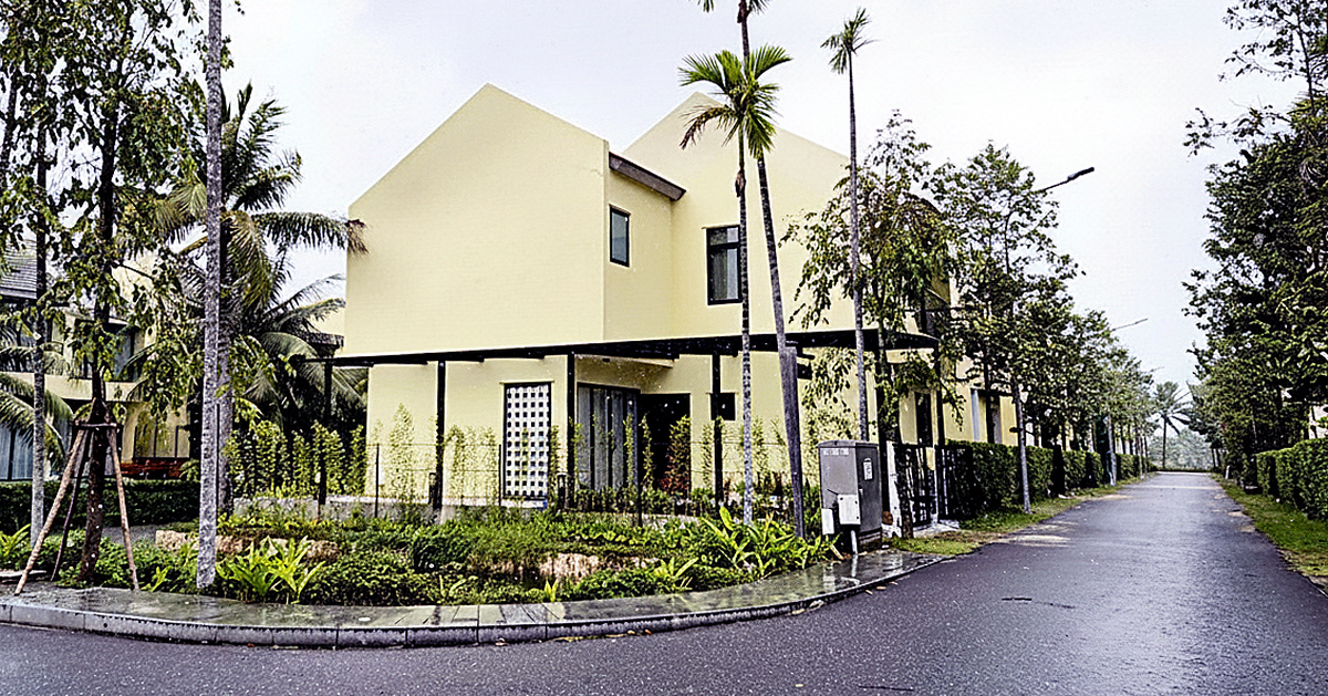 Nhiều biệt thự có sổ đỏ nhưng không thể sang tên, vì sao?