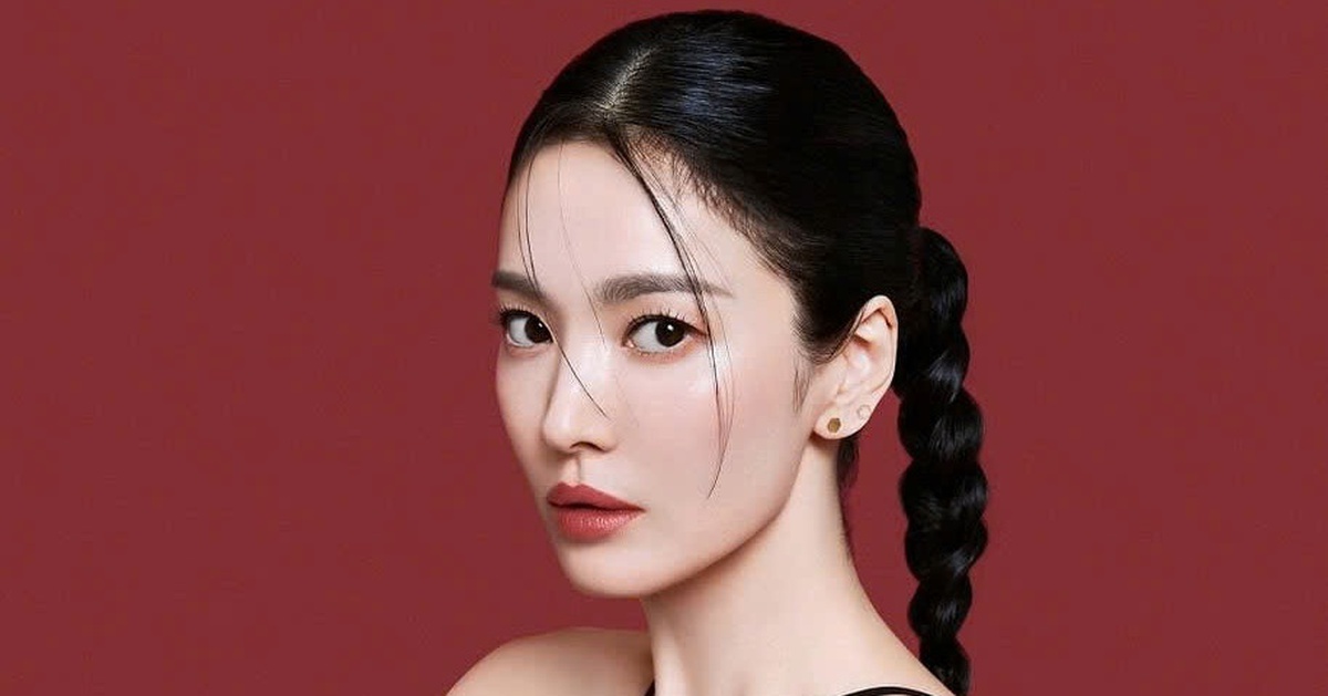 Bí quyết thanh xuân của ‘nữ thần không tuổi’ Song Hye Kyo