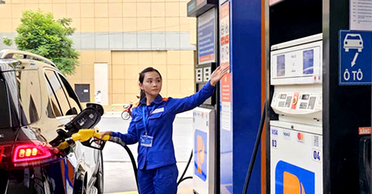 Giá xăng dầu đồng loạt giảm từ 15h chiều nay