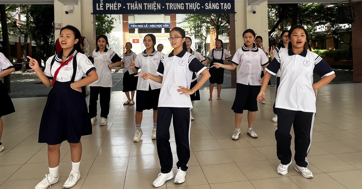 Ủng hộ 'bỏ cấp bằng tốt nghiệp THCS', bạn đọc đề nghị bỏ luôn thi tuyển vào lớp 10 công lập