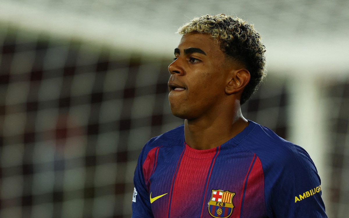 Yamal 'chọc ngoáy' Real Madrid trước thềm trận siêu kinh điển