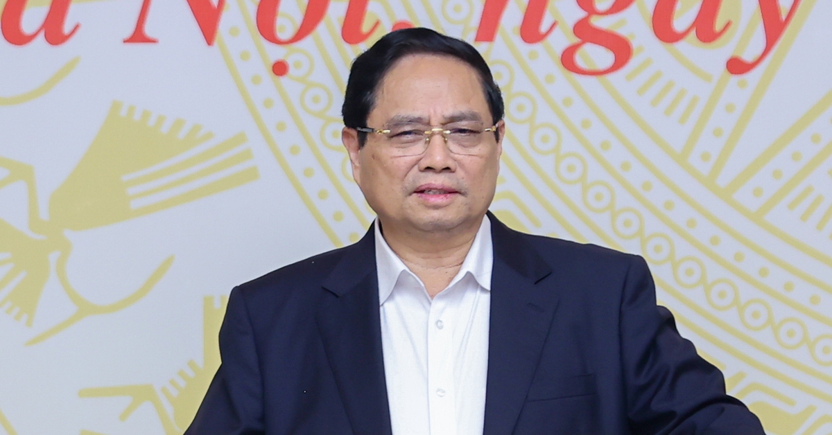 Thủ tướng: Không để người mua nhà ở xã hội phải chen chúc, chạy vạy mới được mua