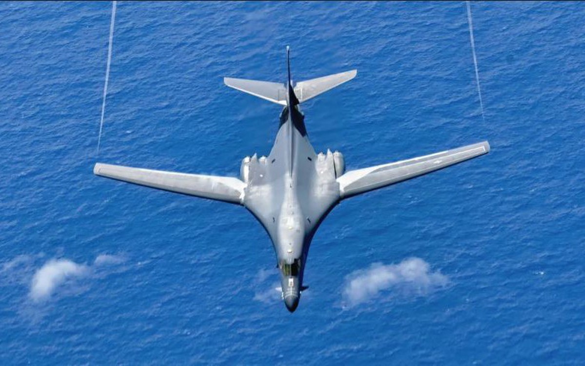 Rộ tin Mỹ điều máy bay ném bom B-1 đến gần Venezuela, ông Trump lên tiếng