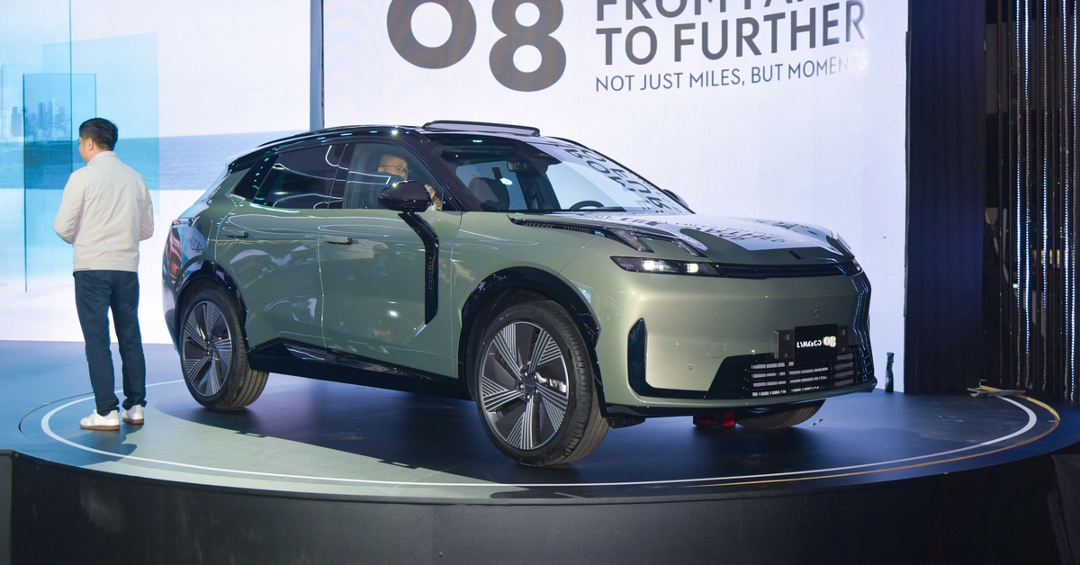 Lynk & Co 08 ra mắt Việt Nam: Giá từ 1,299 tỉ đồng, máy PHEV, chạy được 200km không cần xăng