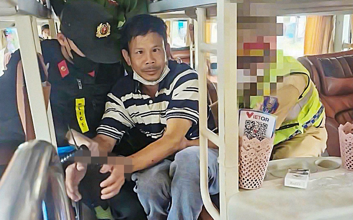 Nghi phạm chém 2 người ở xã Đăk Hà đang trên xe khách trốn chạy thì bị bắt