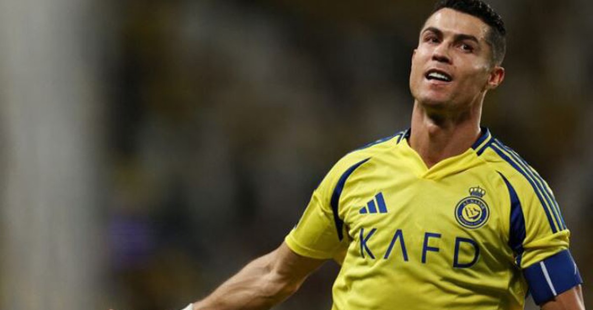 Ronaldo ghi bàn thắng thứ 950, một ngày sau khi Messi phá kỷ lục ghi bàn của anh