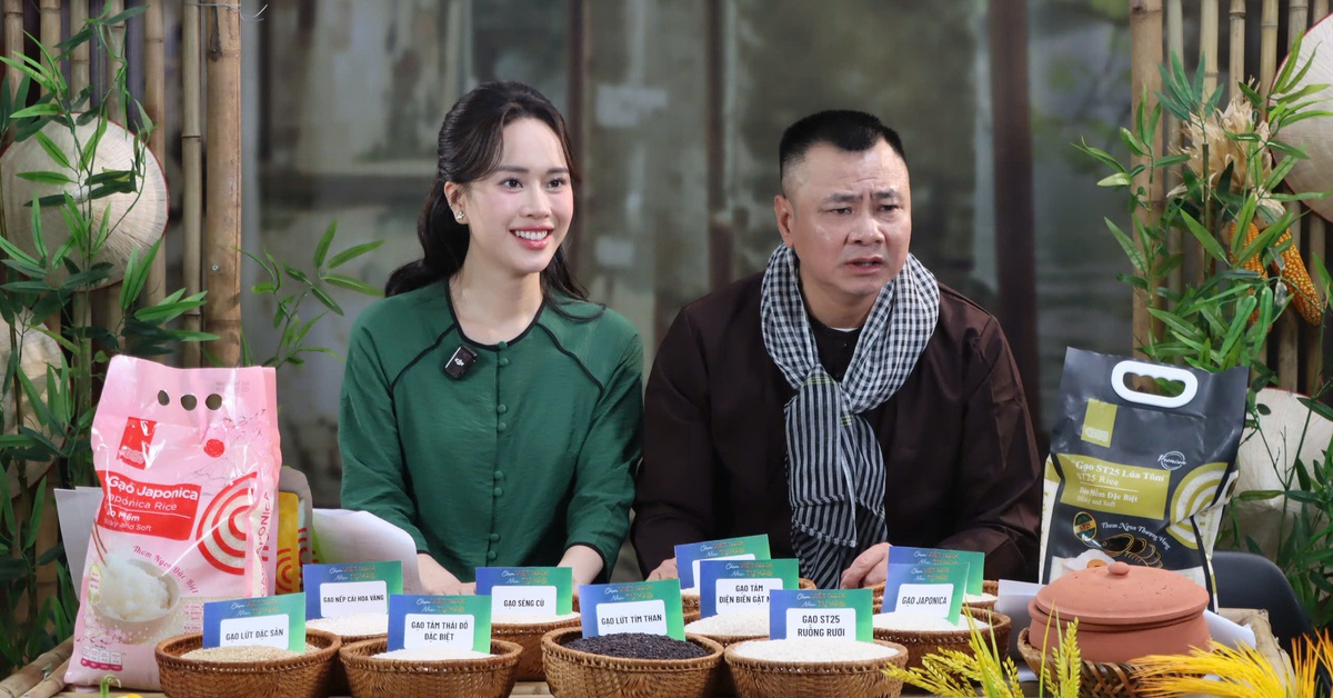 Nghệ sĩ Tự Long livestream bán nông sản, khách chốt đơn 6 tấn gạo ST25