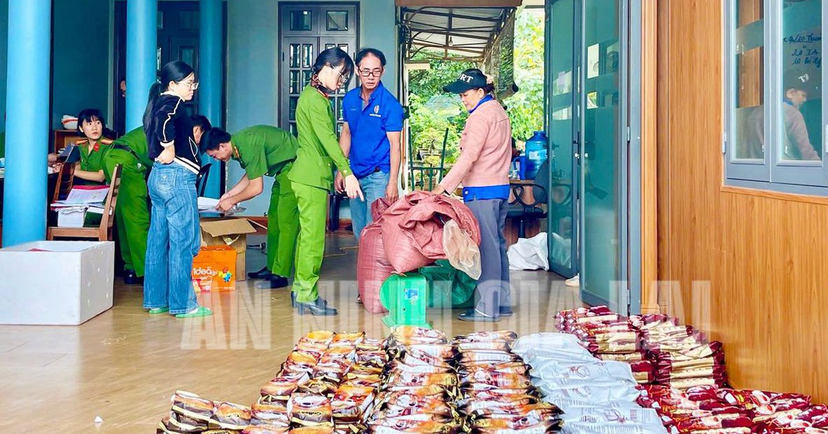 Tạm giữ giám đốc công ty cà phê tại Gia Lai nghi làm cà phê giả