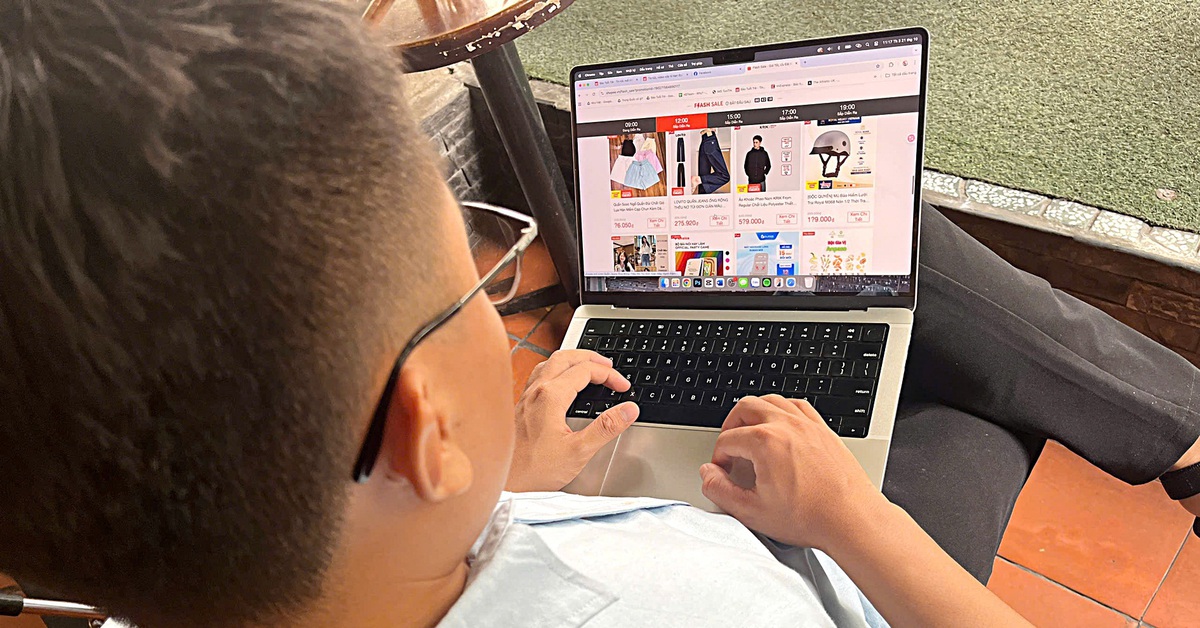 Săn sale hừng hực rồi ví tiền rưng rưng