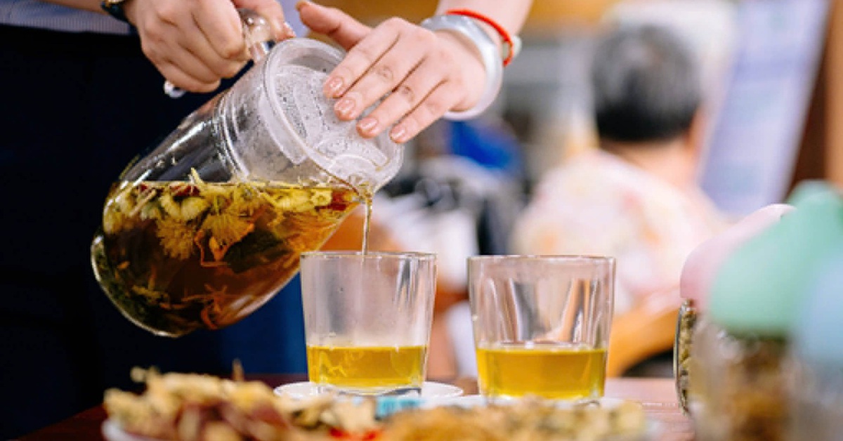 Trà đẹp da, thải độc bán tràn lan: Hiệu quả mức nào?