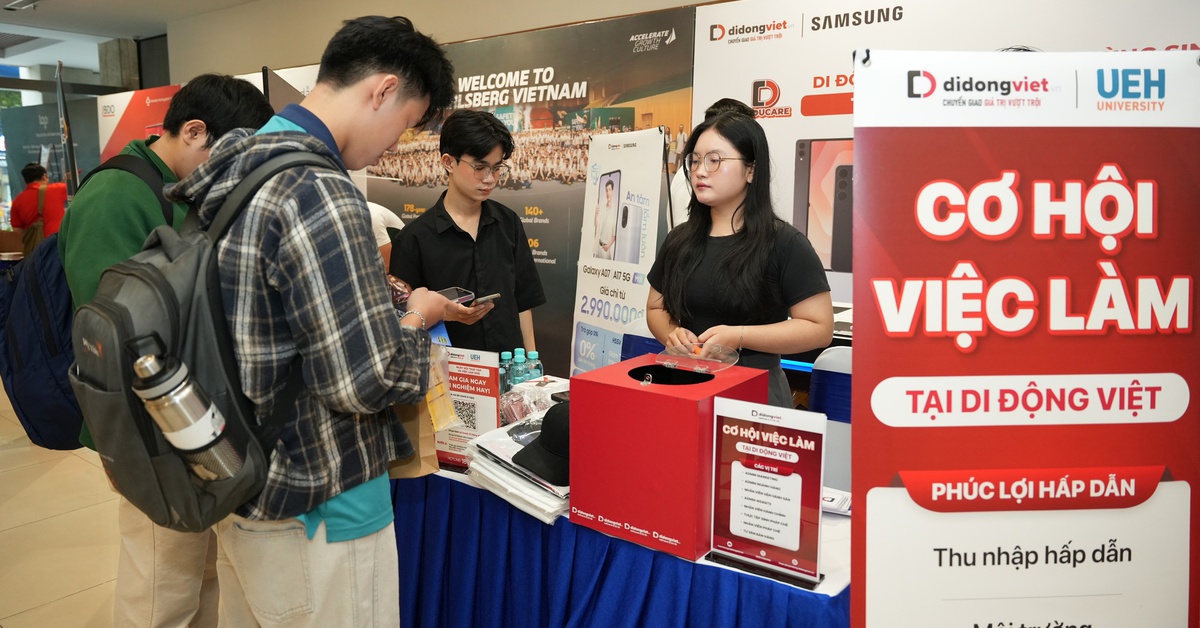 Giữa làn sóng cắt giảm, một nhóm nhân sự trẻ vẫn được doanh nghiệp ‘trải thảm đỏ’ săn đón