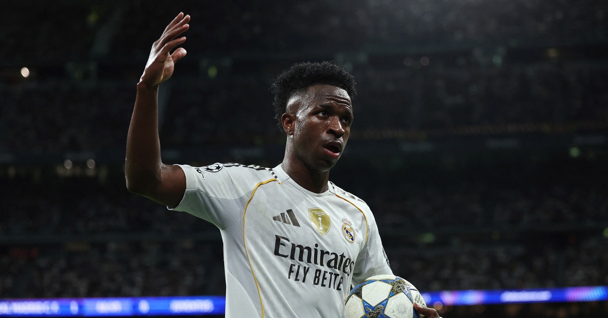 Đội hình FIFPro 2024-2025: Có Ronaldo, Messi nhưng không có Vinicius