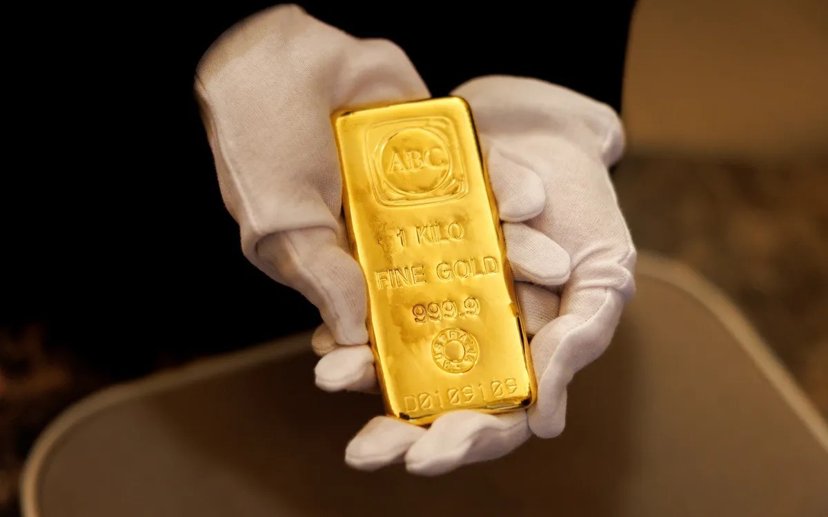 Giá vàng tăng, lương thưởng chuyên gia giao dịch vàng cũng 'đỉnh nóc'