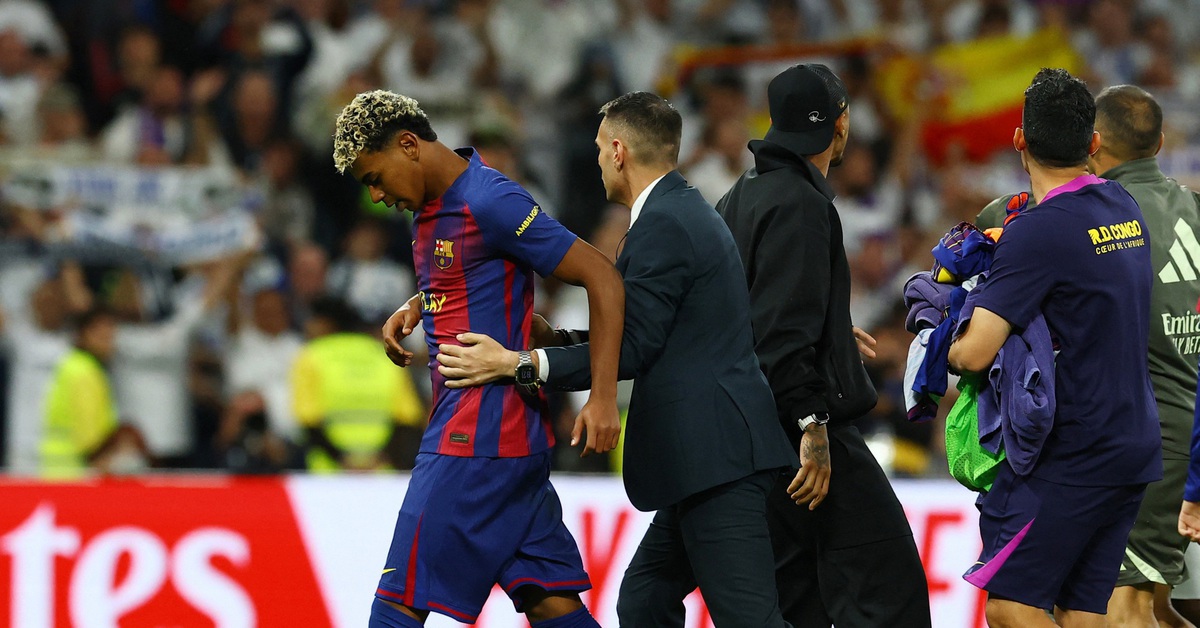 Cổ động viên Barca nổi giận với Yamal, khuyên 'hãy khiêm tốn như Messi'