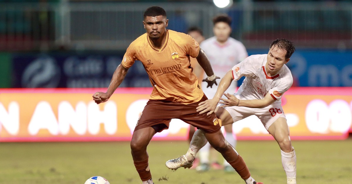 Nửa cuối bảng xếp hạng ngột ngạt khi Hoàng Anh Gia Lai thắng trận đầu tiên