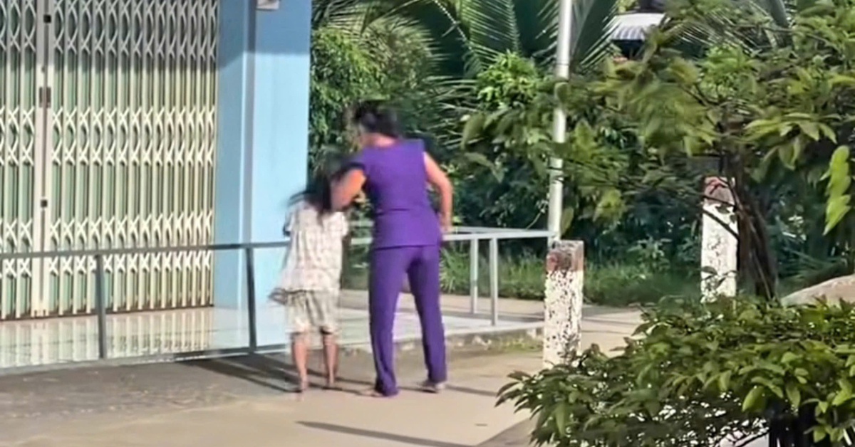 Công an vô cuộc xử lý người phụ nữ túm tóc, lôi kéo và đánh bé gái ở An Giang