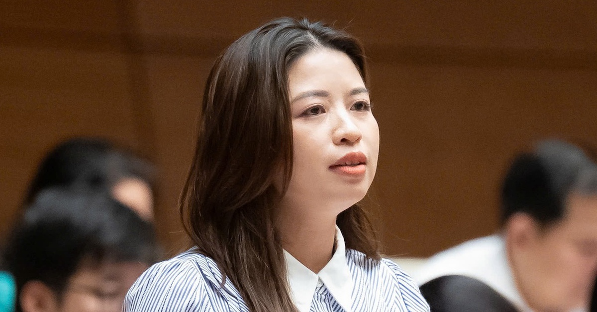 Đại biểu: Áp lực của giáo viên không phải đồng lương mà là 'nỗi sợ hãi' bạo lực học đường?