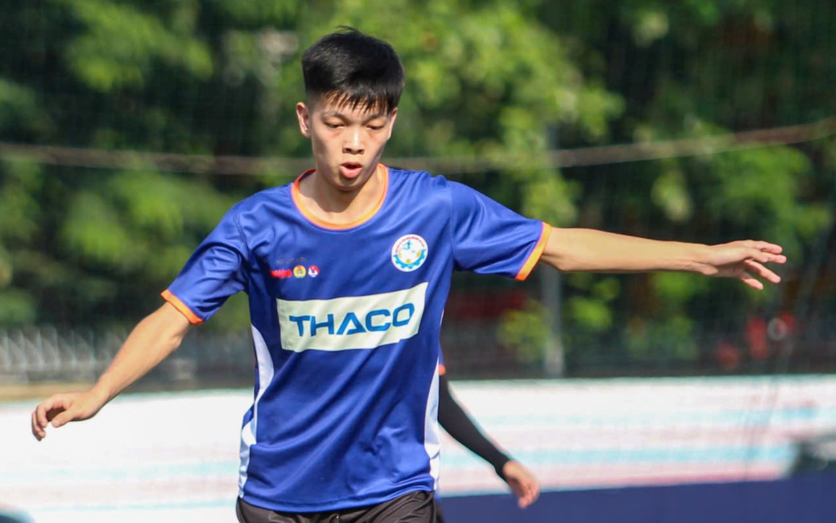 Giải bóng đá công nhân, viên chức Việt Nam 2025: Đại diện thủ đô 'chạy đà' hứng khởi