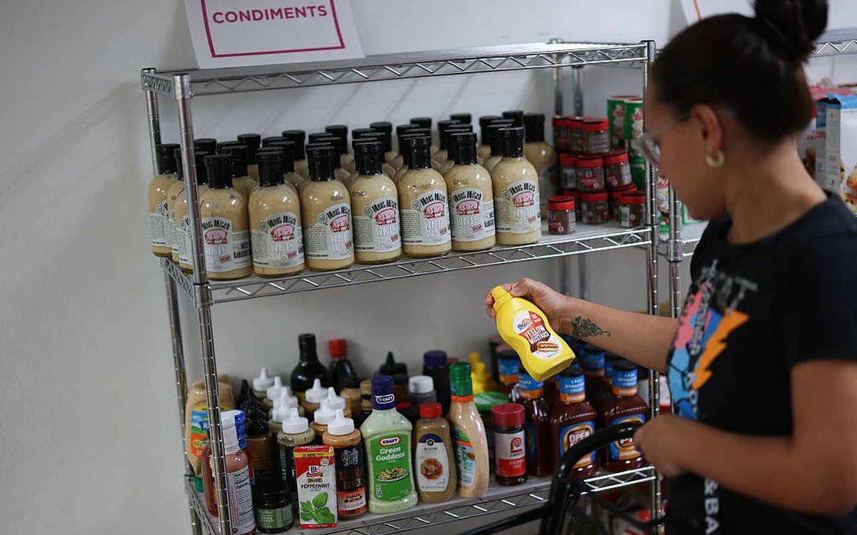 Mỹ: 25 tiểu bang kiện ông Trump vì đình chỉ trợ cấp thực phẩm