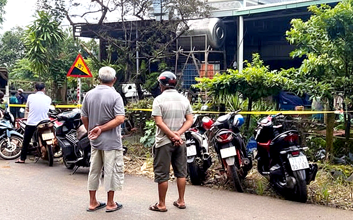 Án mạng nghiêm trọng ở Đồng Nai: 2 vợ chồng và cháu trai chết trong nhà với nhiều vết thương