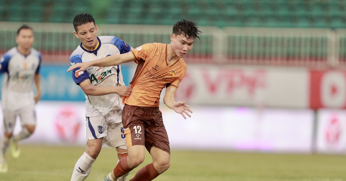 Sút hỏng 11m, CLB Hoàng Anh Gia Lai vẫn chưa biết thắng