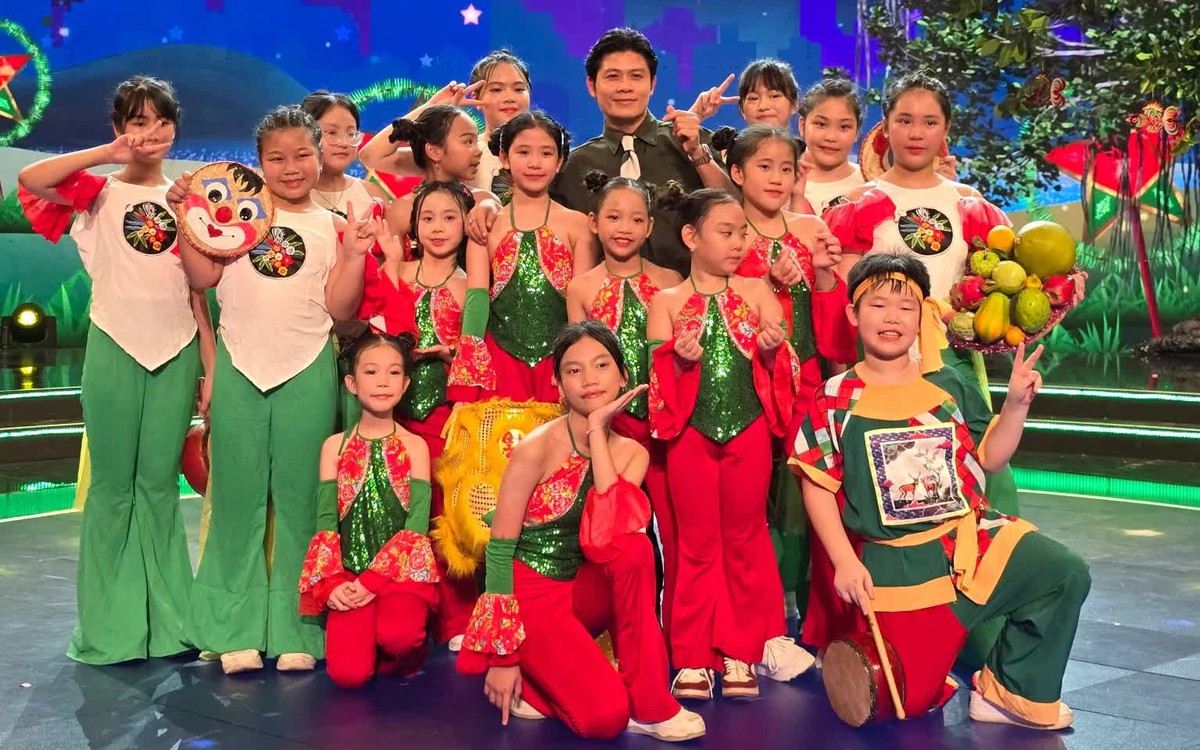 Nhạc sĩ Nguyễn Văn Chung vui Trung thu cùng VTV, Rộn ràng trăng thu trên HTV9