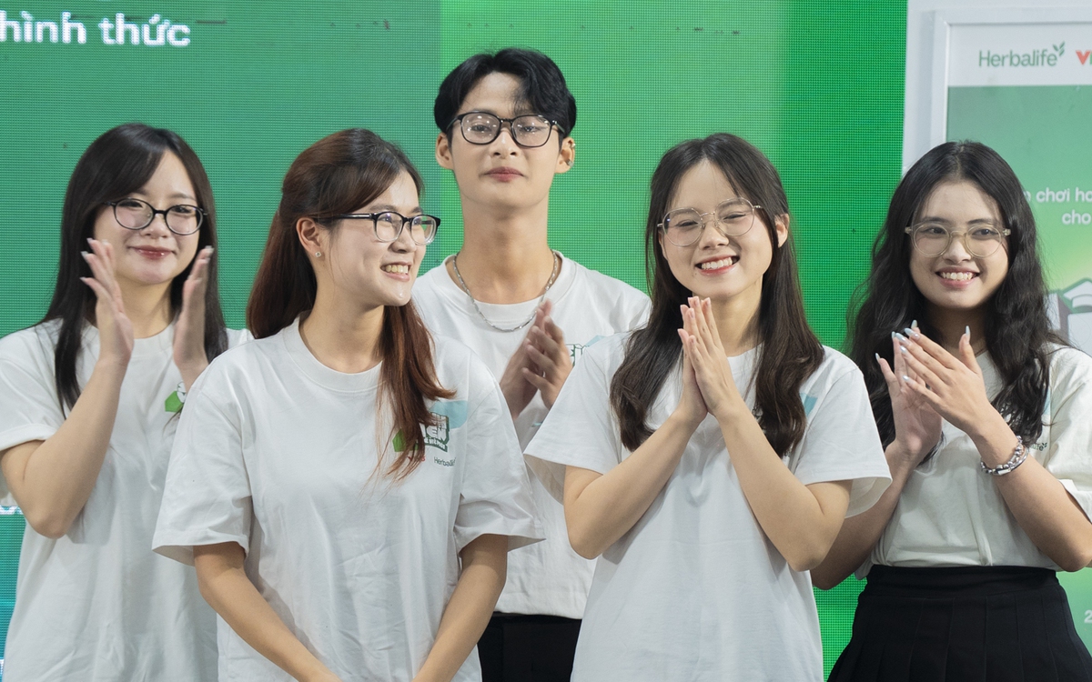 Gen Z mang dự án chống lừa đảo mạng, giảm thời trang nhanh, hỗ trợ ngư dân đến Sinh viên thế hệ mới