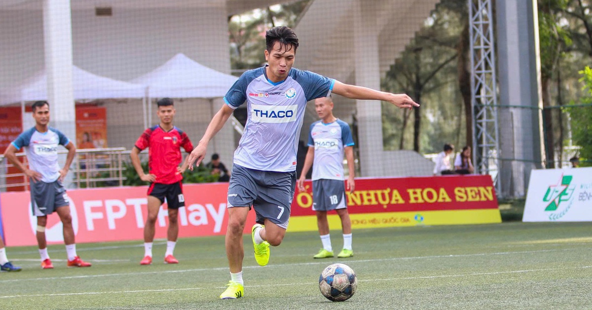 Các đội bóng nỗ lực tập luyện trước giờ khởi tranh VCK Giải bóng đá công nhân, viên chức Việt Nam