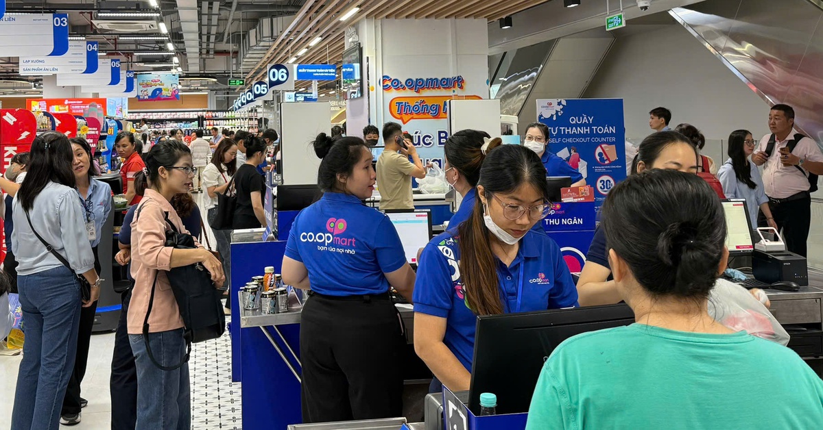 Hàng triệu ưu đãi tri ân, mở màn mùa mua sắm cuối năm