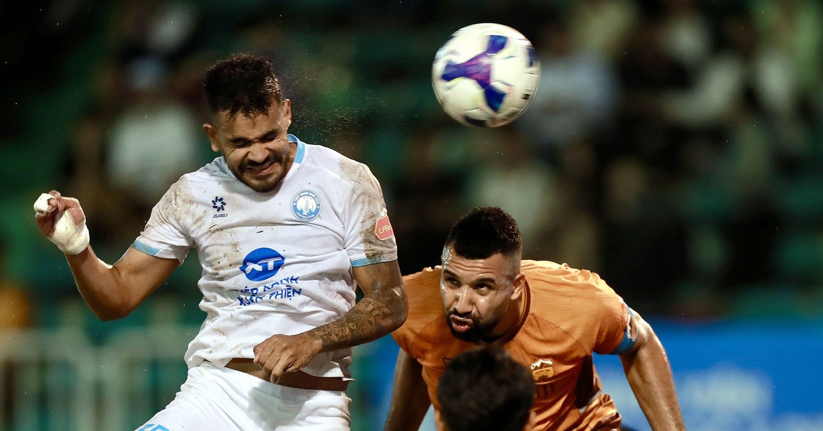 CLB Hoàng Anh Gia Lai khiến nhà vô địch mất điểm tại Pleiku