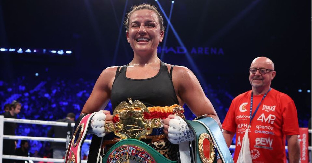 Nữ võ sĩ từ bỏ chức vô địch thế giới WBC để phản đối sự thiếu bình đẳng