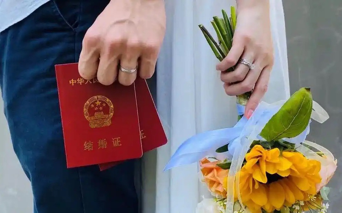 Trung Quốc: Có nơi thưởng tới 740 triệu đồng cho cặp đôi kết hôn và sinh con