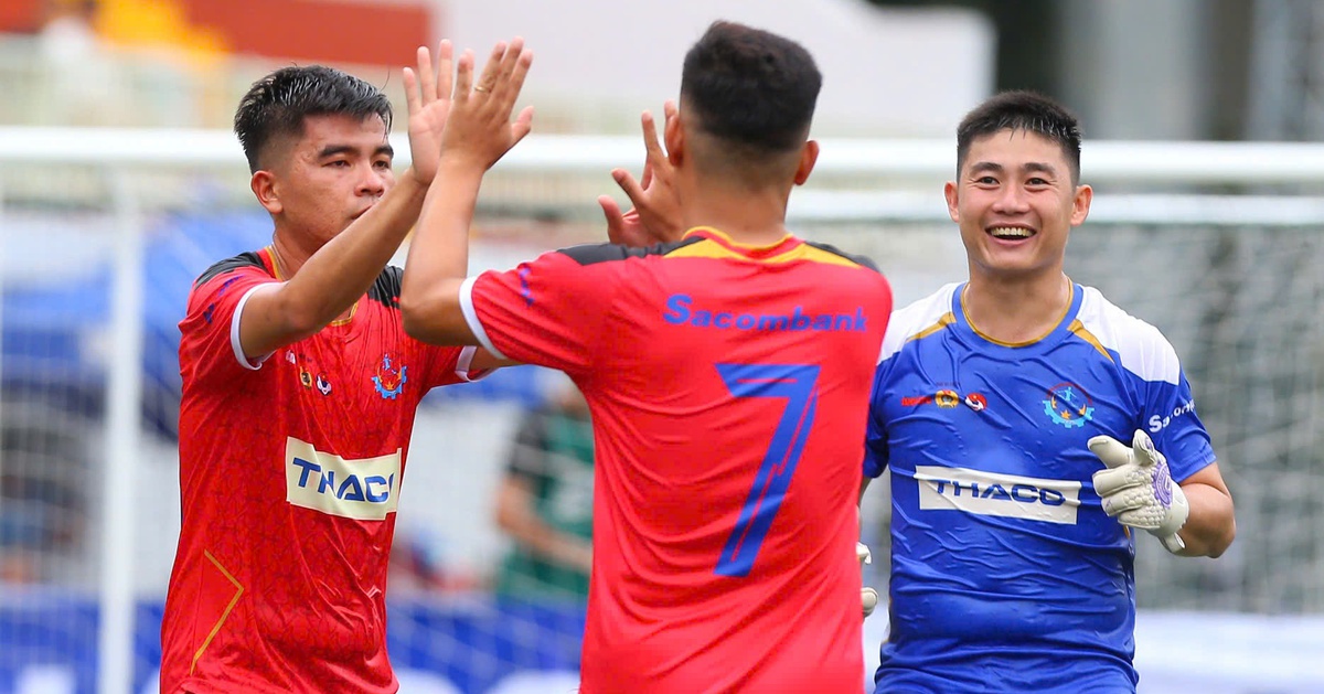 5 đội sớm giành vé vào tứ kết Giải bóng đá công nhân, viên chức Việt Nam