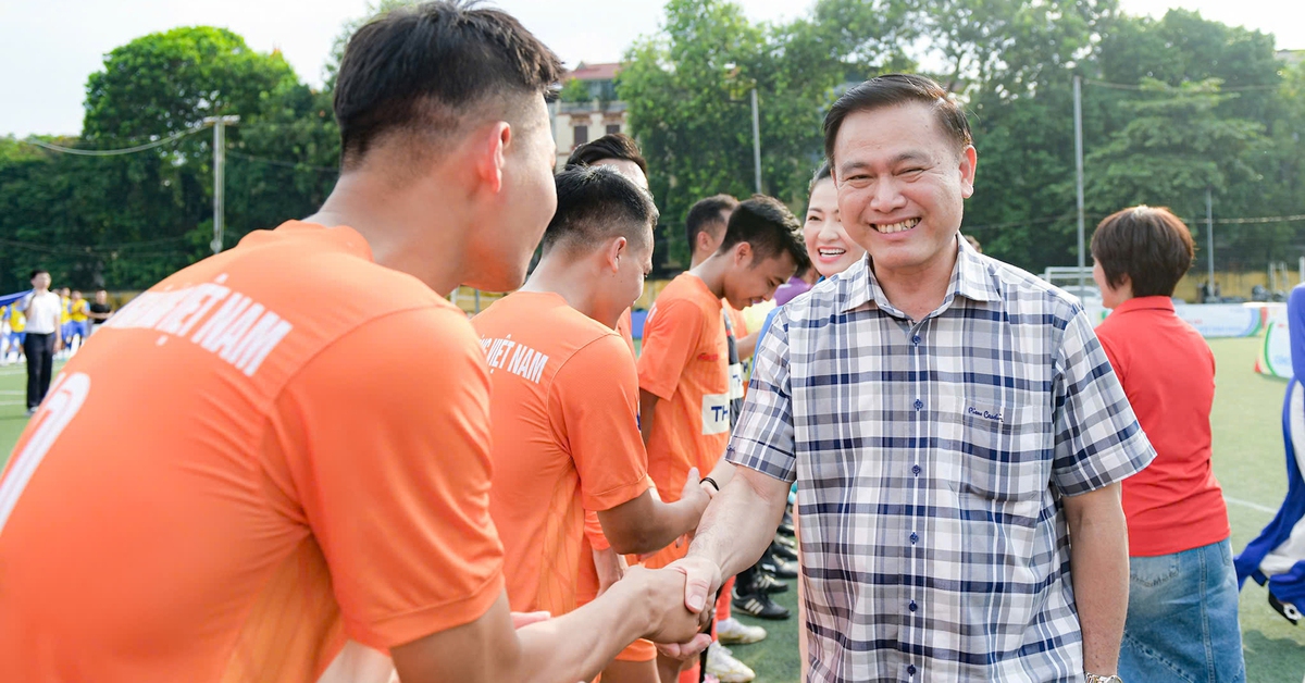 Phó chủ tịch VFF Trần Anh Tú: Giải đấu gắn kết cộng đồng doanh nghiệp