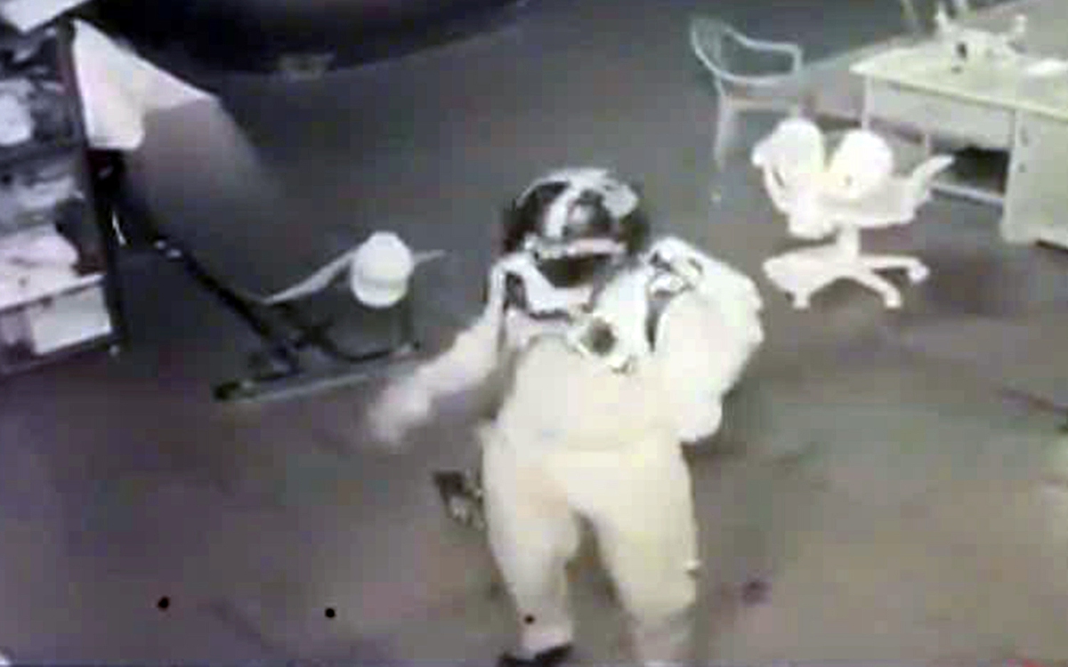 Án mạng 3 người chết ở Đồng Nai: Tài sản bị xáo trộn, công an kêu gọi cung cấp thông tin nghi phạm