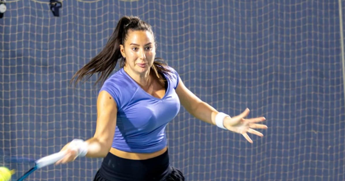 Tay vợt nữ người Pháp trở lại thi đấu sau khi phẫu thuật nâng ngực