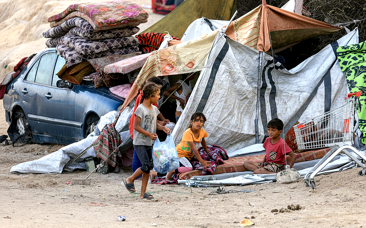 Bất chấp ông Trump kêu gọi ngừng bắn, Israel tiếp tục không kích Gaza