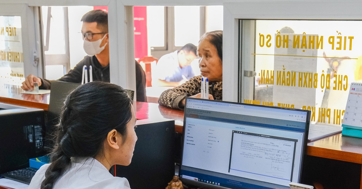 Tin tức sáng 6-10: Giữ nguyên tăng lương 7,2%, Bộ Nội vụ bác đề xuất giảm